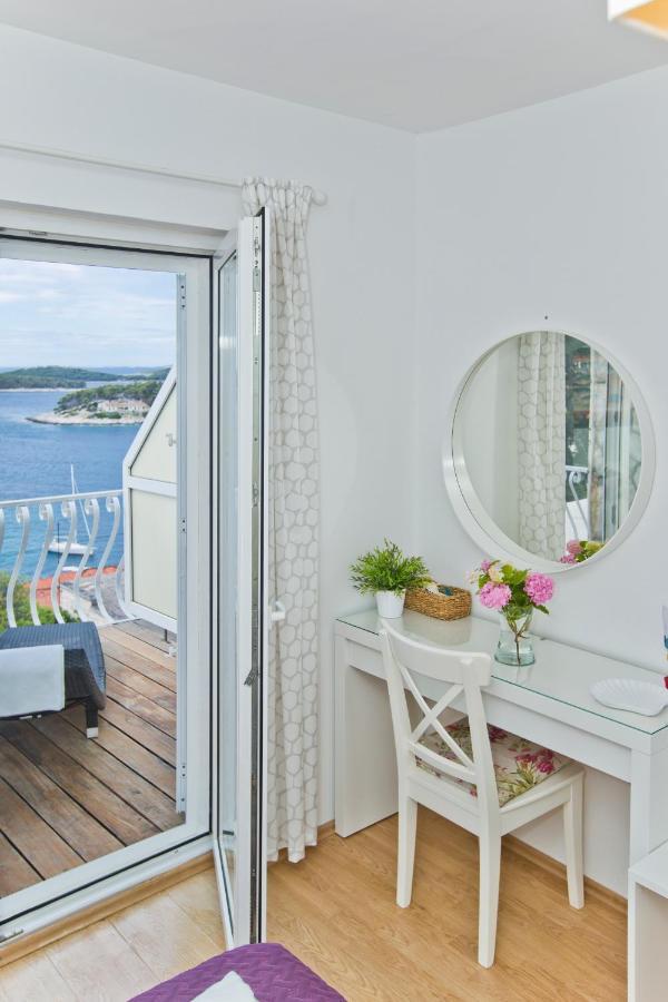 Rooms Carpe Diem Hvar Hvar Town Exteriör bild