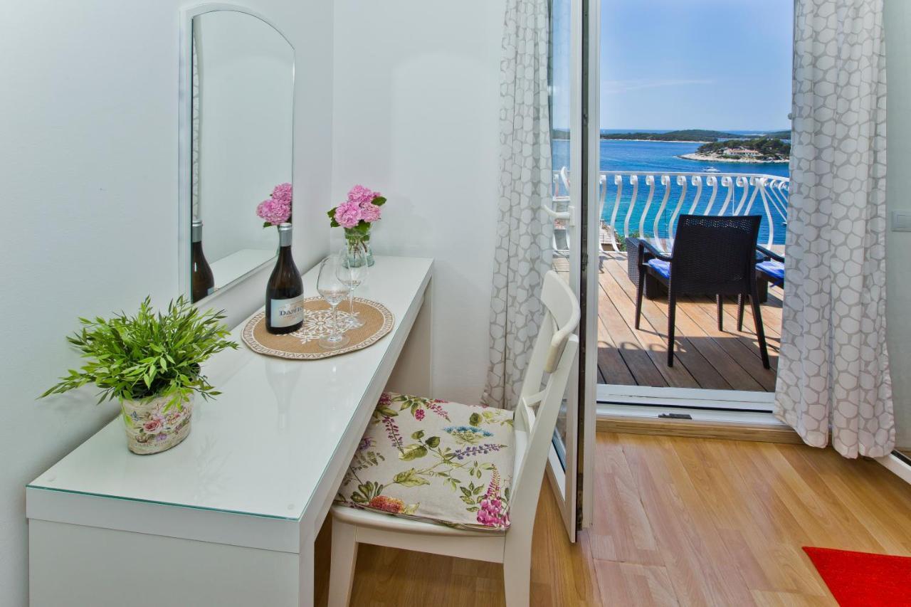 Rooms Carpe Diem Hvar Hvar Town Exteriör bild