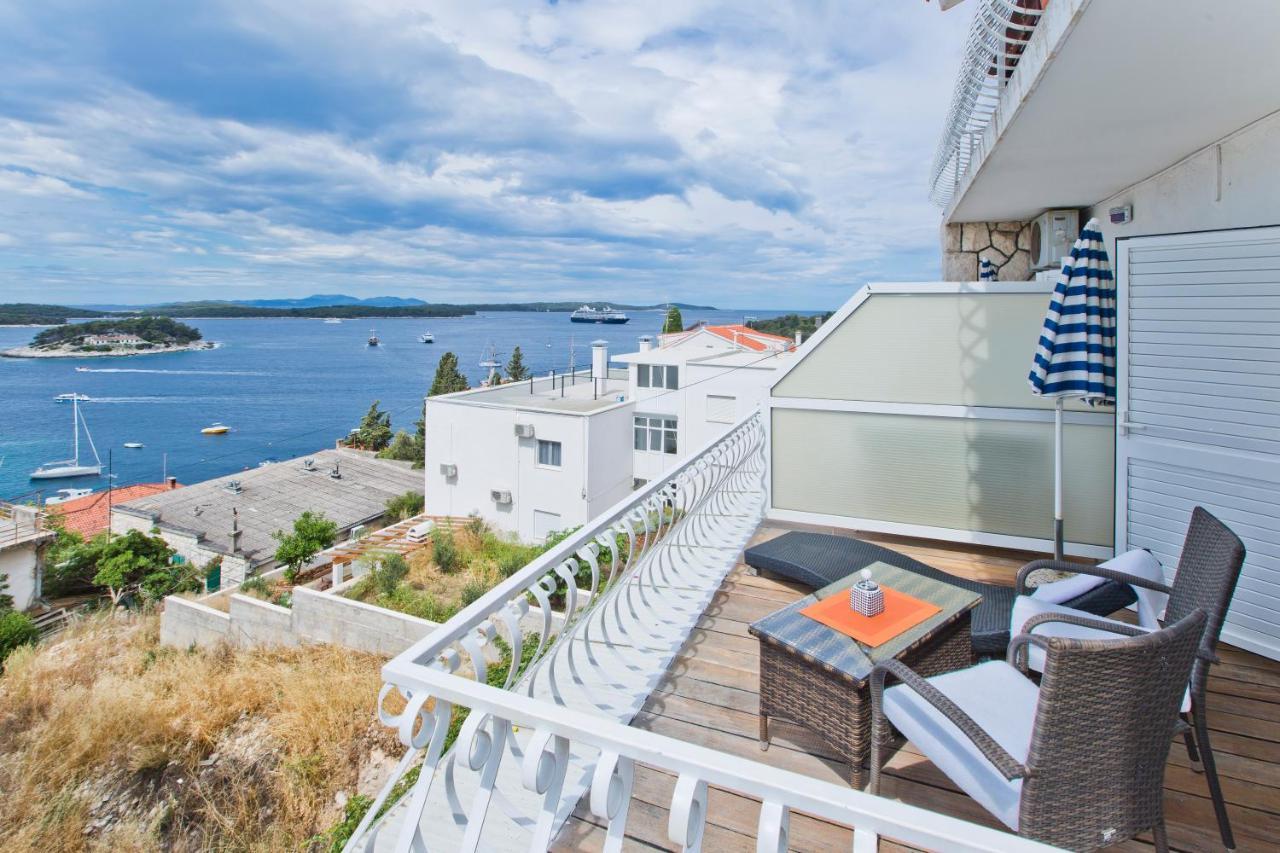 Rooms Carpe Diem Hvar Hvar Town Exteriör bild